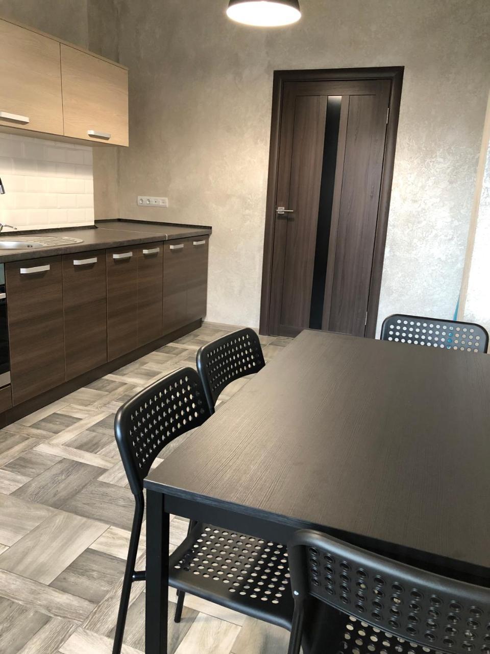 Lux Apart Torfyana Lviv Exterior photo