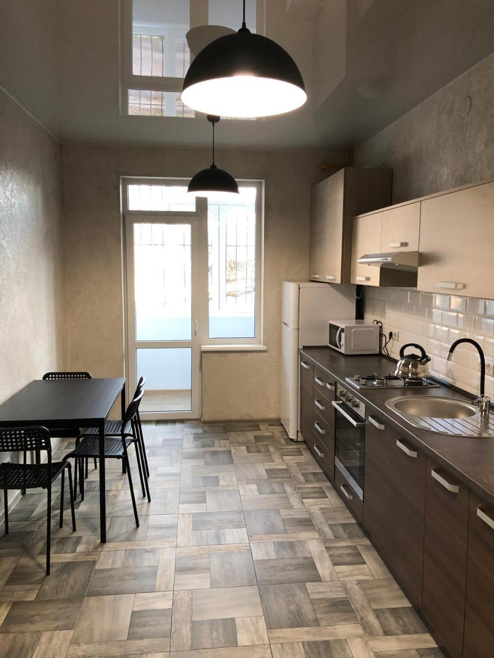 Lux Apart Torfyana Lviv Exterior photo